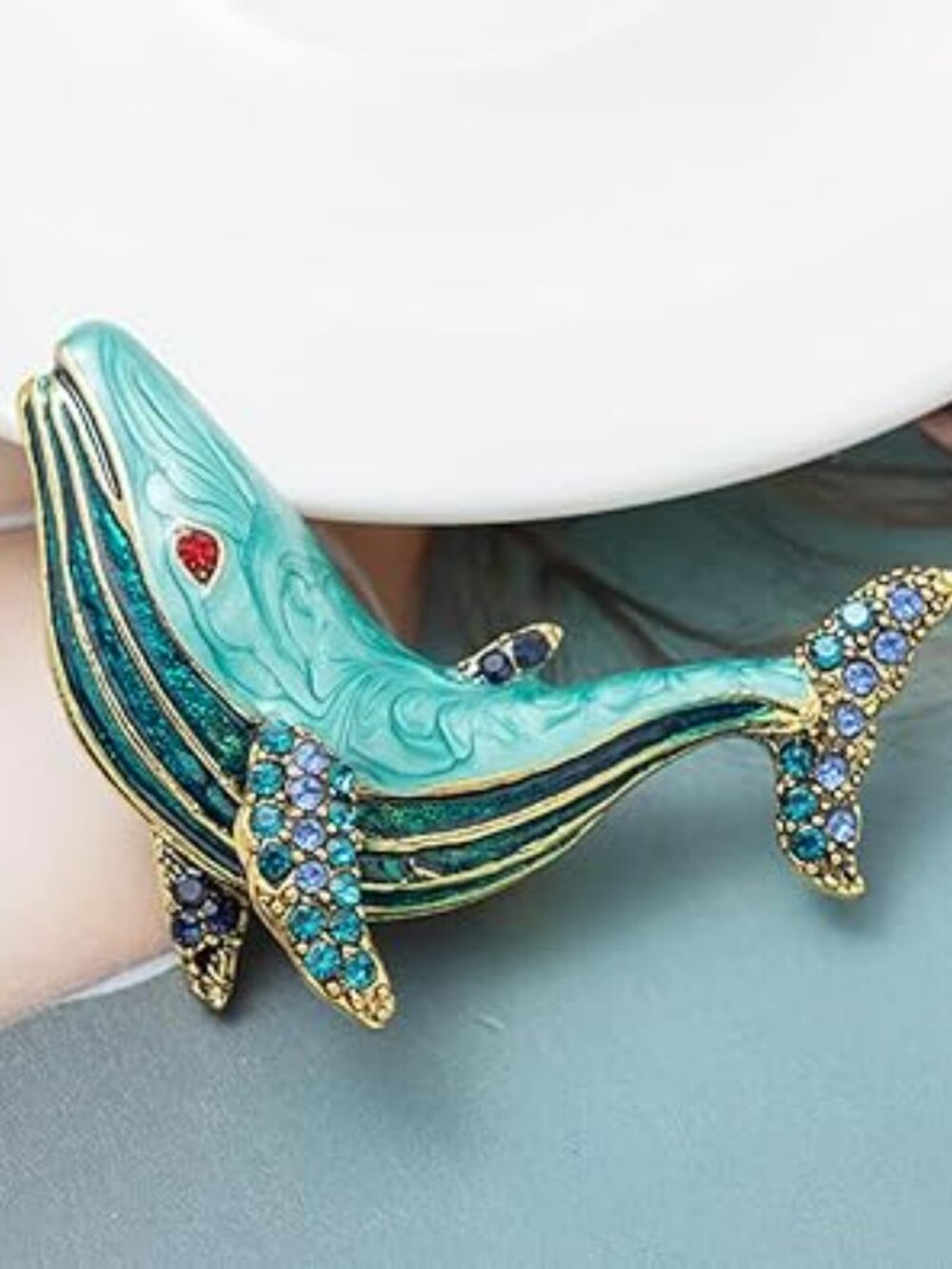 Orka‎ Whale Brooch Pin Cute Sea Theme Marine Fish Beach Jewelry